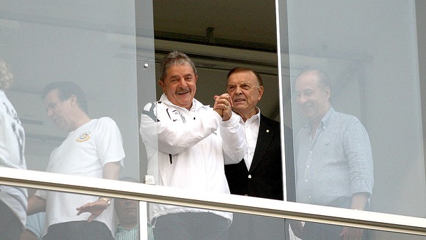 Ex-presidente Lula e José Maria Marin na partida do Santos (Foto: Lucas Baptista / FuturaPress)