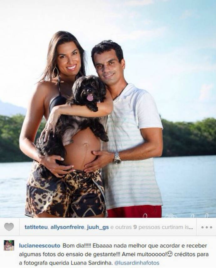 Luciane Escouto aparece em ensaio de gestante (Foto: Reprodução/Instagram)