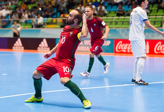 Ricardinho eleito o melhor jogador de futsal do mundo - LusoAmericano