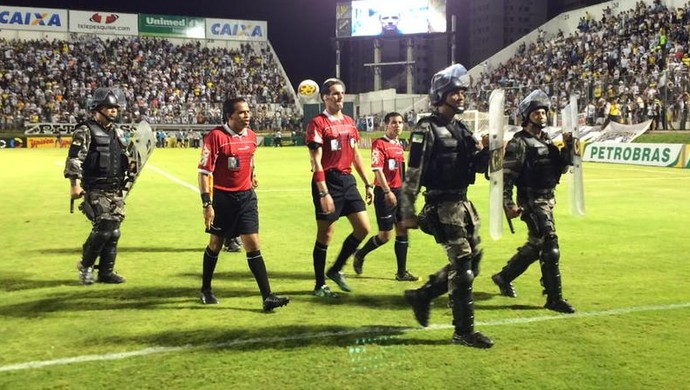 Guilherme Ceretta de Lima - árbitro (Foto: Jocaff Souza/GloboEsporte.com)