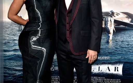 Anne Hathaway e Matthew McConaughey promovem filme nos EUA