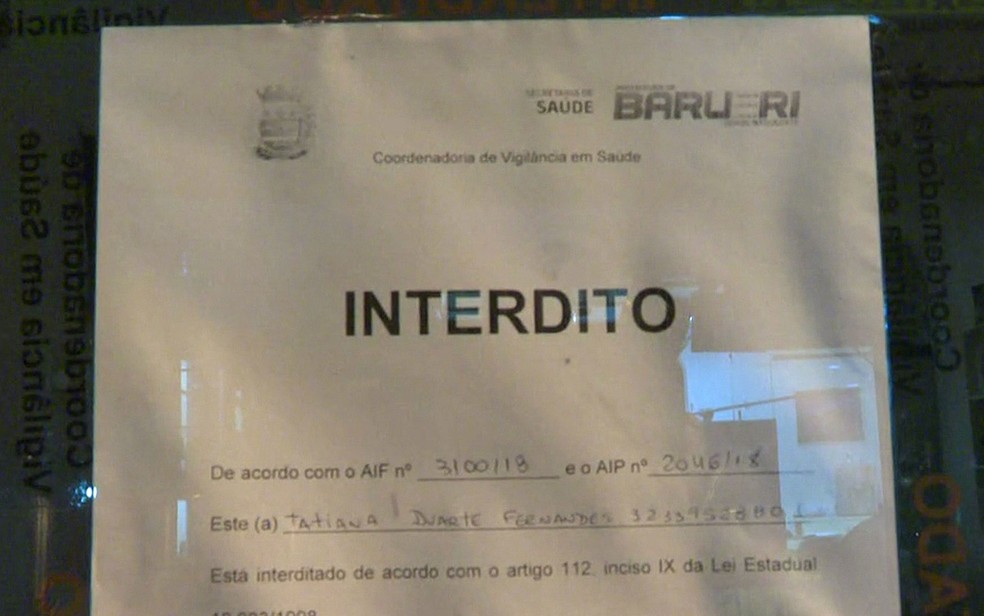 Clínica foi interditada pela Vigilância Sanitária  (Foto: Reprodução/TV Globo)