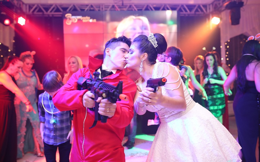 Para o casal, cena foi um sonho realizado, que animou os convidados (Foto: Charles ProduÃ§Ãµes)