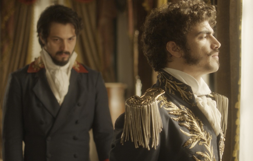 Chalaça e Pedro brigam por causa de Domitila | vem por aí | Gshow