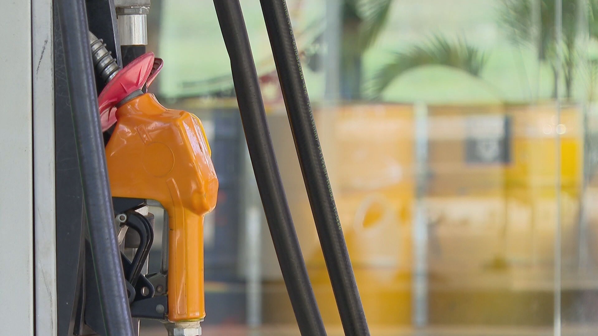 Preço do etanol dispara no país e chega a R$ 6,494 nos postos de combustível do Sul thumbnail