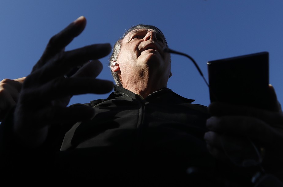 Bolsonaro no TSE: 'A partir de agora, sou um cabo eleitoral de luxo', diz  ex-presidente