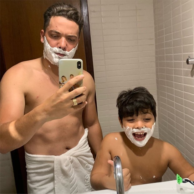 Wesley Safadão e o filho, Yhudi, fruto do relacionamento com Mileide Mihaile (Foto: Reprodução / Instagram)