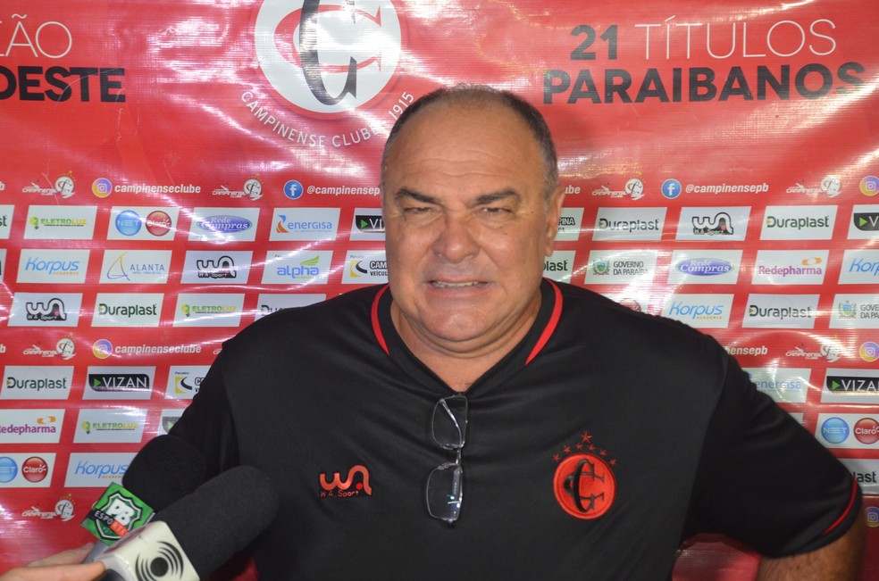 Ruy Scarpino nÃ£o pretende poupar nenhum jogador que esteja em condiÃ§Ãµes de jogo (Foto: Silas Batista / GloboEsporte.com)