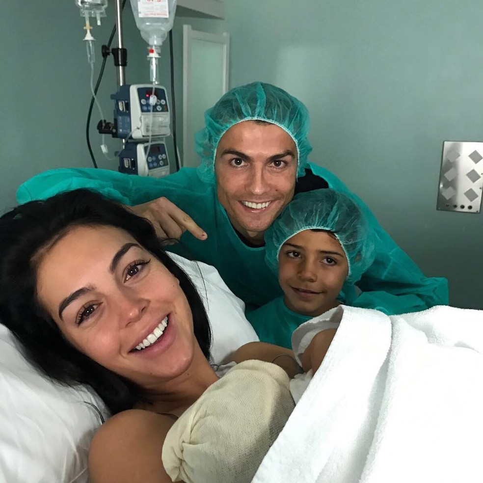 Alana Martina, a quarta criança de Cristiano Ronaldo, nasceu no último domingo (Foto: Reprodução / Instagram)
