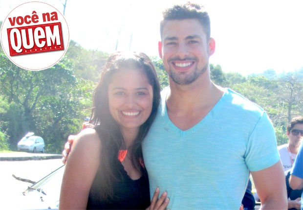 Diany Ferreira e Cauã Reymond (Rio de Janeiro – RJ): “Fui ao Rio e vi o elenco de ‘Avenida Brasil’, que estava gravando. Acompanhei tudo e aproveitei para tirar foto com o Cauã” (Foto: Reprodução)