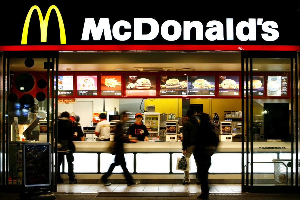 McDonald's raciona batatas fritas no Japão devido às inundações no Canadá e à pandemia