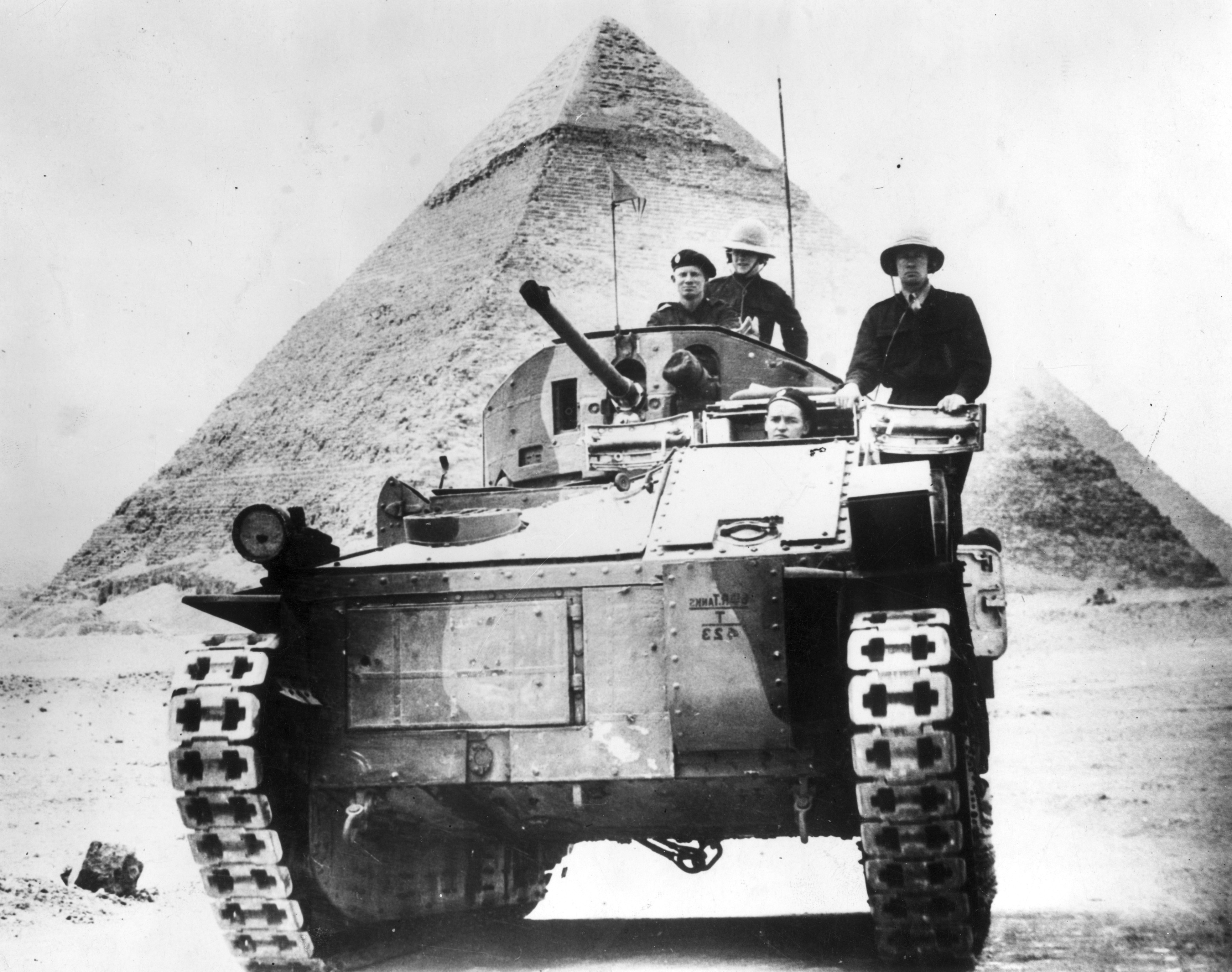 um tanque britânico no egito, durante a segunda guerra mundial (Foto: getty)