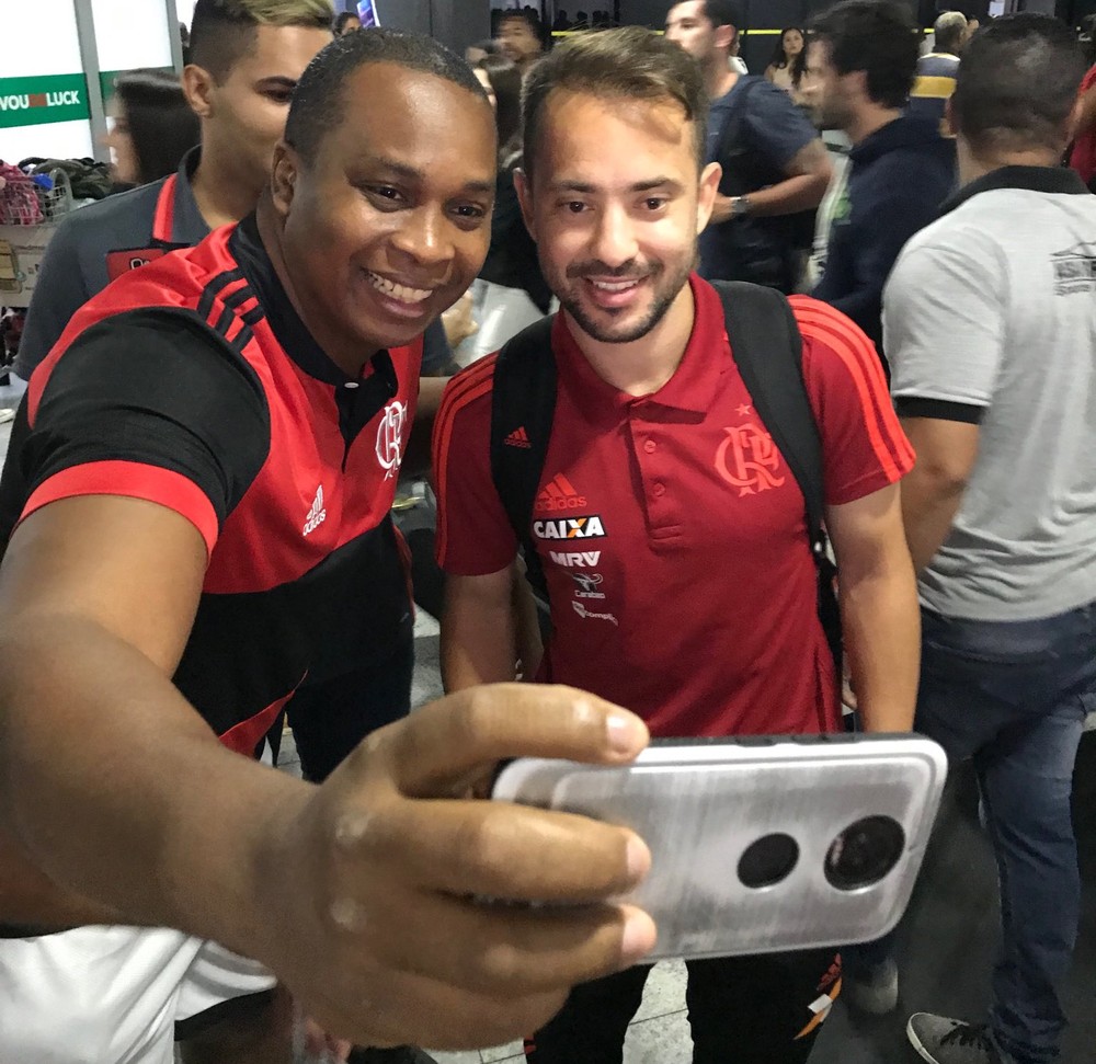 Com liderança desperdiçada no Z-4, Flamengo liga alerta para evitar fim do sonho do título no Reci