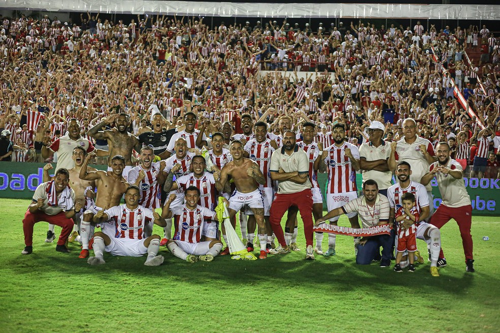 Dado Cavalcanti destacou a força do Náutico jogando nos Aflitos — Foto: Tiago Caldas/CNC