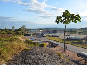 Lado brasileiro da fronteira Brasil/Venezuela; vista de cima (Foto: Neidiana Oliveira/G1)