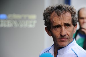 Alain Prost não quer descartar McLaren (Foto: Getty Images)