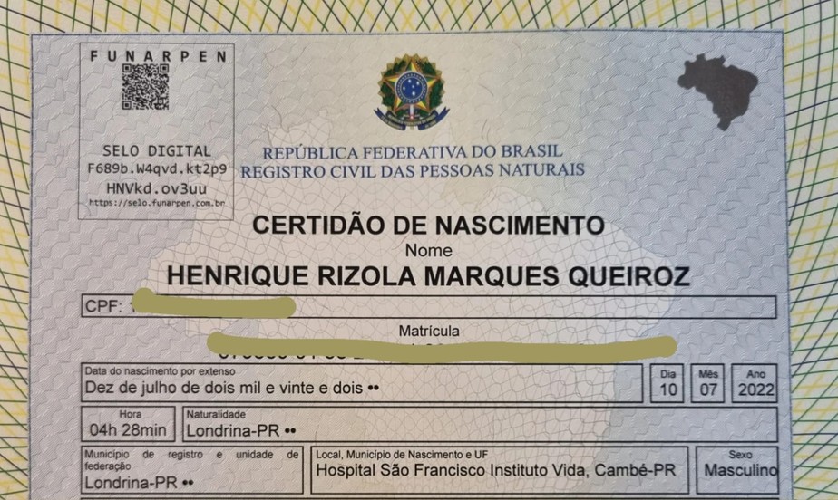 Certidão de nascimento de Henrique Rizola Marques Queiroz, filho do trisal de Londrina (PR)