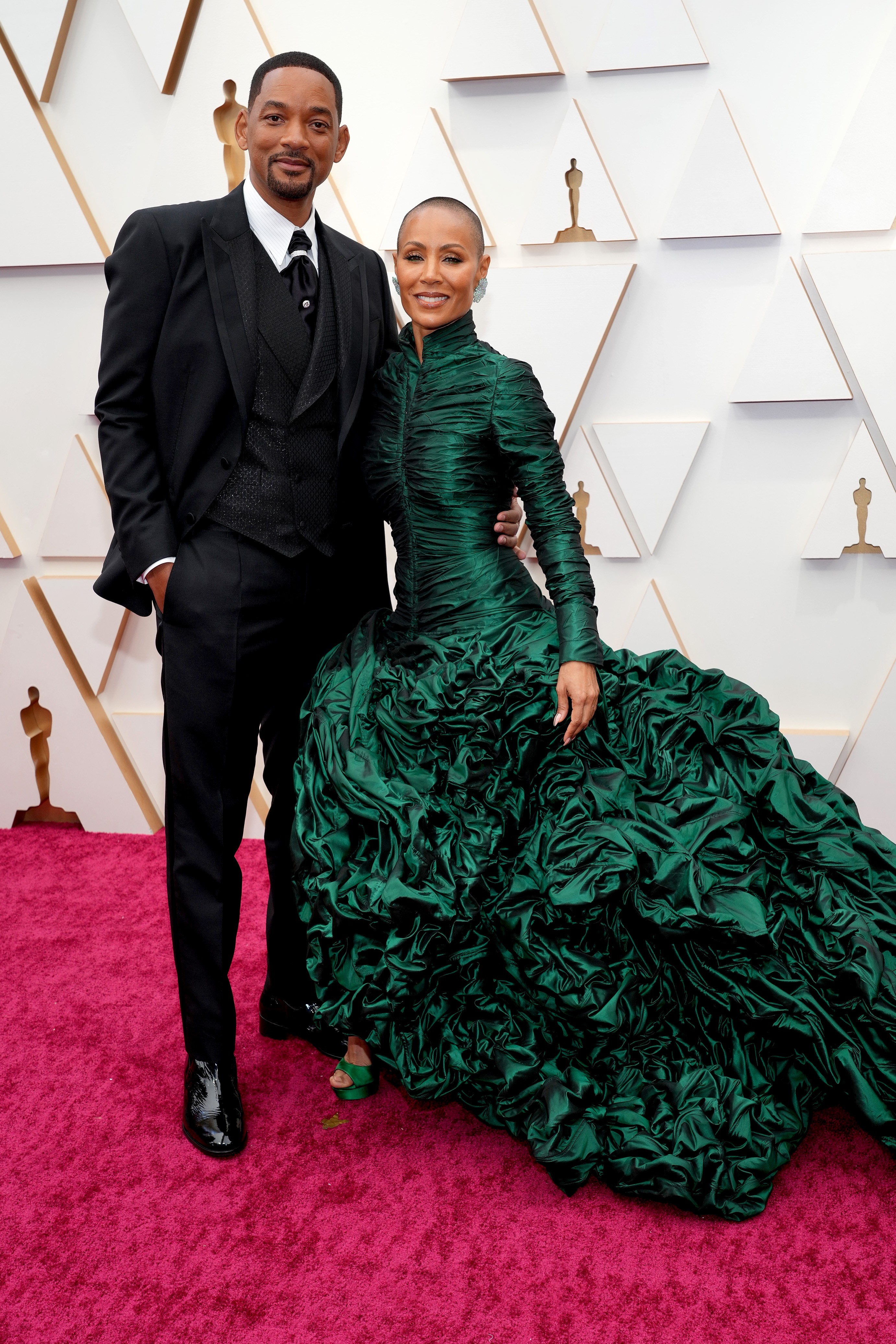 HOLLYWOOD, CALIFORNIA - MARCH 27: (L-R) Will Smith and Jada Pinkett Smith attend the 94th Annual Academy Awards at Hollywood and Highland on March 27, 2022 in Hollywood, California. (Photo by Kevin Mazur/WireImage) (Foto: WireImage,)