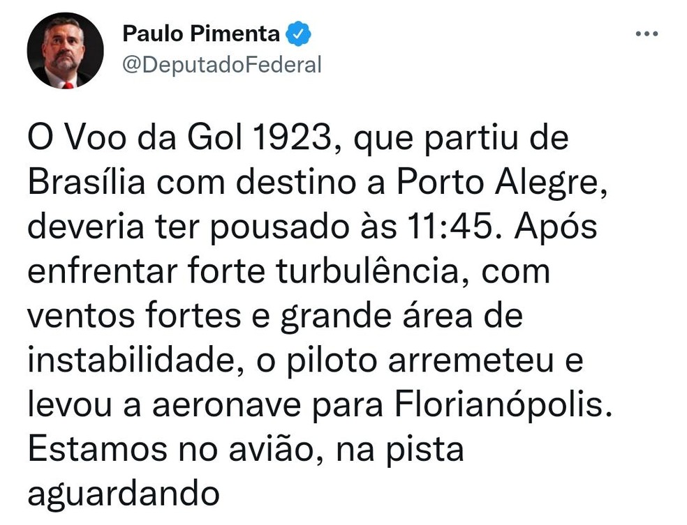 Postagem em rede social do deputado Paulo Pimenta (PT) sobre avião que arremeteu nesta quinta-feira (28) — Foto: Twitter/Reprodução