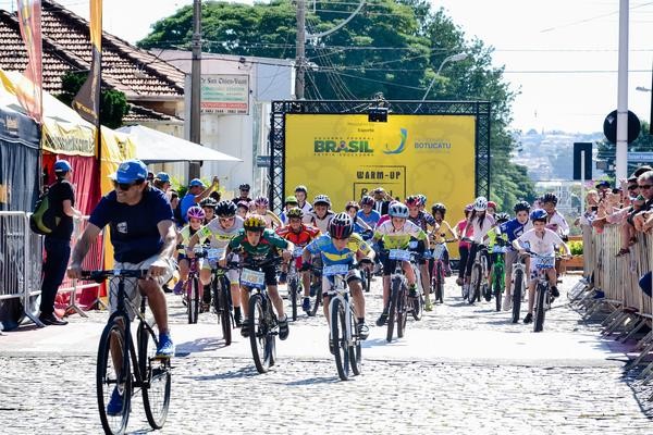 Corrida Bike Kids em Botucatu 