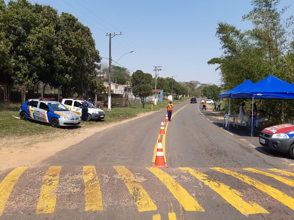Operação Pandemia foi realizada no Balneário Laranja Doce, em Martinópolis — Foto: Compdec
