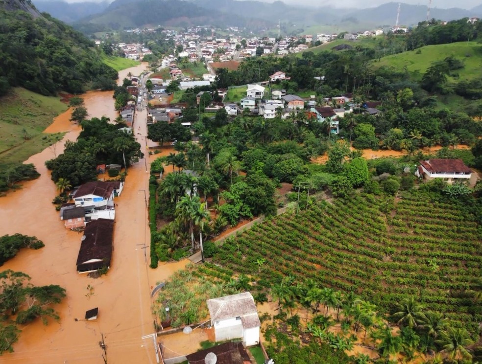 Fundão é o município onde mais choveu em 24h no ES — Foto: Reprodução TV Gazeta