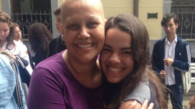 Ex-aluna de Berta, Gabriela fez campanhas nas redes sociais para arrecadar fundos  (Foto: Arquivo Pessoal)