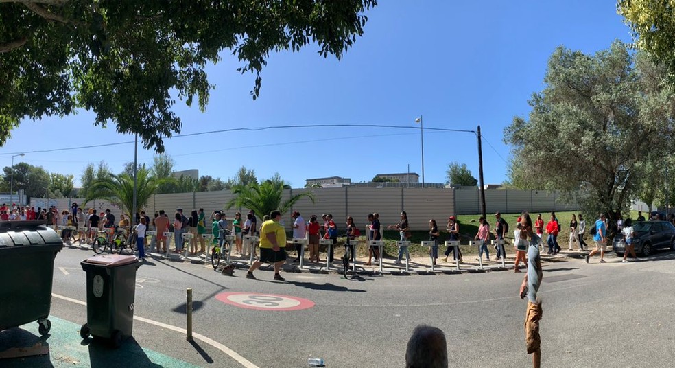 Brasileiros no exterior enfrentam longas filas para votar | Elei&ccedil;&otilde;es 2022 |  Valor Econ&ocirc;mico