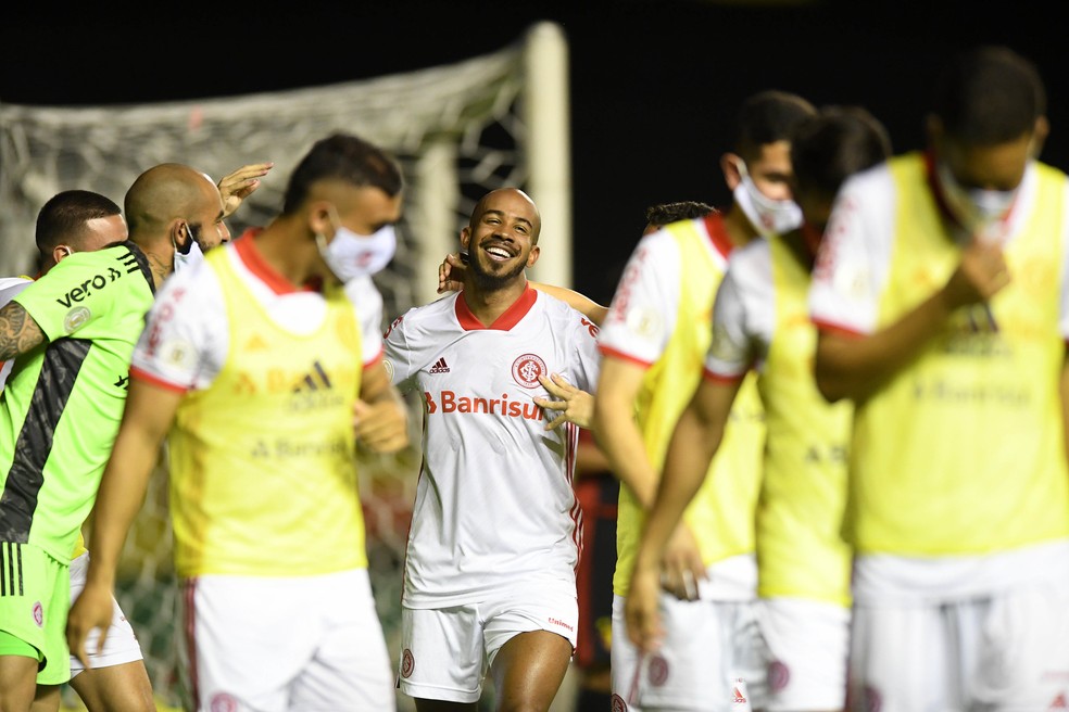 Patrick marcou dois dos gols da vitória colorada por 5 a 3 na Ilha do Retiro — Foto: Ricardo Duarte/Divulgação Inter