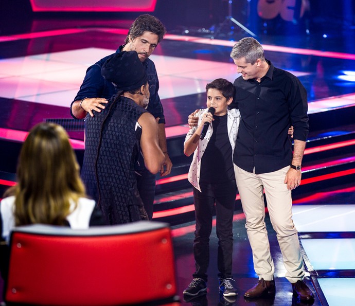 Allexandre Nunes improvisou um dueto com Victor e Léo (Foto: Isabella Pinheiro/Gshow)