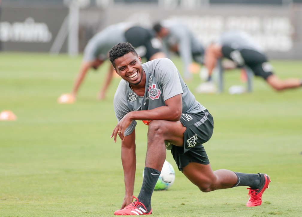 Mancini dá prazo para estreia de Jonathan Cafú e Jemerson no Corinthians; confira