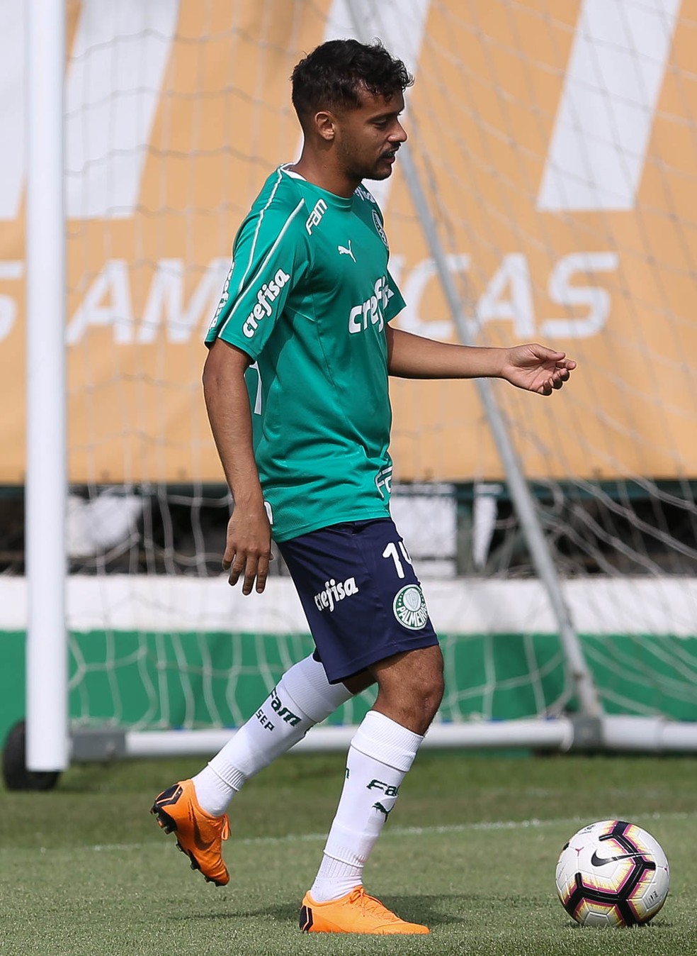 Gustavo Scarpa no treino desta segunda — Foto: Cesar Greco/Ag Palmeiras