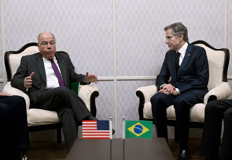 O chanceler brasileiro Mauro Vieira se reúne com o secretário de Estado dos EUA, Antony Blinken, durante encontro do G20, na Índia