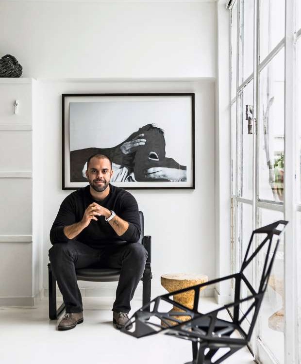 O clássico preto branco no apartamento de Paulo Azeco (Foto: Edu Castello/Editora Globo)