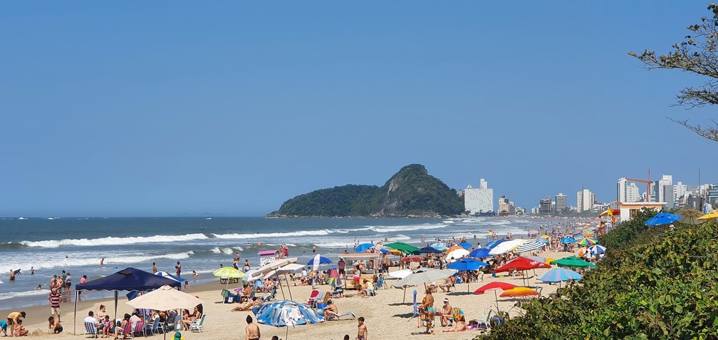 Praia de Caiobá, em Matinhos — Foto: Prefeitura de Matinhos