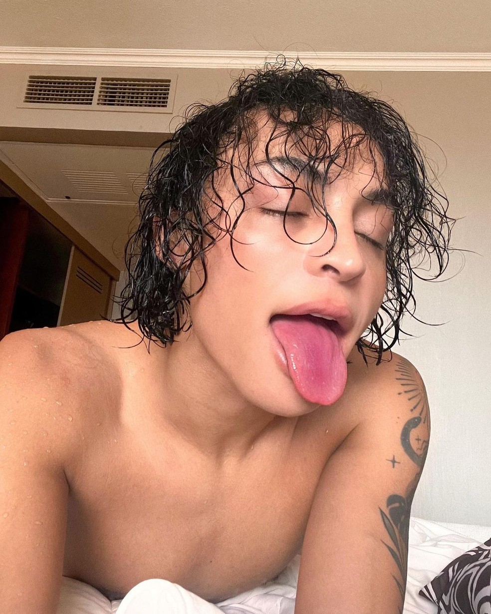 Pabllo Vittar compartilha cliques ousados nas redes &mdash; Foto: Reprodu&ccedil;&atilde;o / Instagram