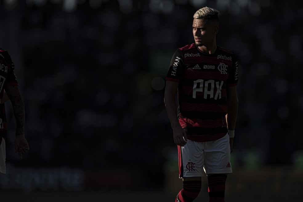 Andreas Pereira em Flamengo x Vasco — Foto: Jorge Rodrigues/AGIF