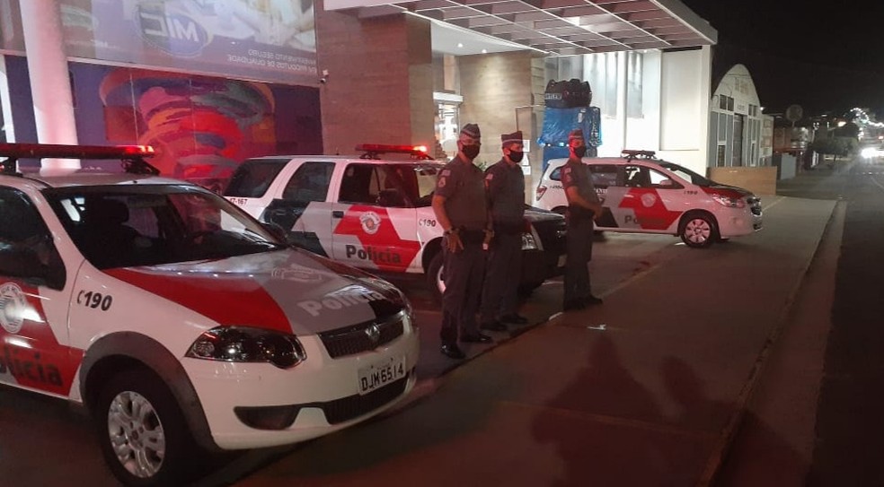 Operação foi realizada para dissuadir aglomerações de pessoas em Dracena — Foto: Polícia Militar