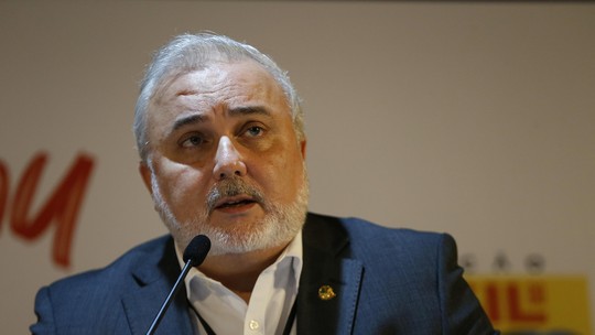 Contratos serão cumpridos, diz presidente da Petrobras