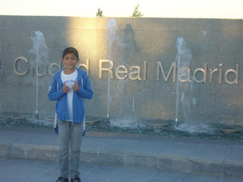 Adson fez tratamento de crescimento após ser rejeitado pelo Real Madrid