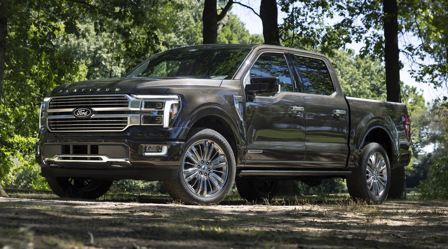 Ford F-150 com novo visual é mostrada nos EUA; veja como ficou e quando chega no Brasil