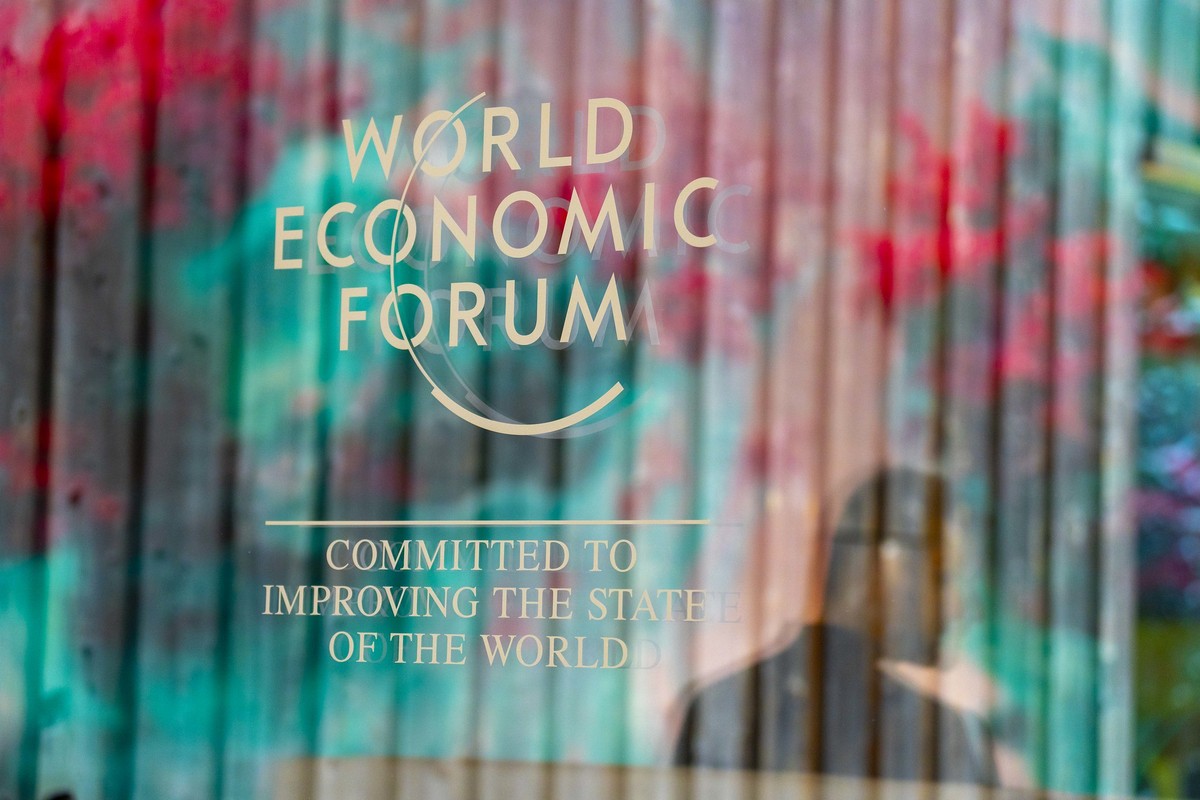 Economistas del Foro Económico Mundial divididos sobre la recuperación mundial y el riesgo de recesión |  Economía