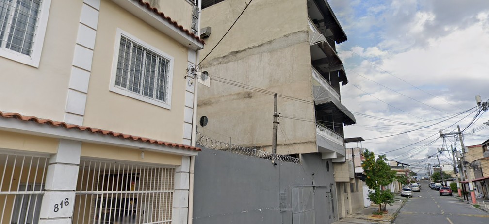 Imagem de arquivo mostra o prédio que desabou em Nilópolis — Foto: Reprodução/Google StreetView