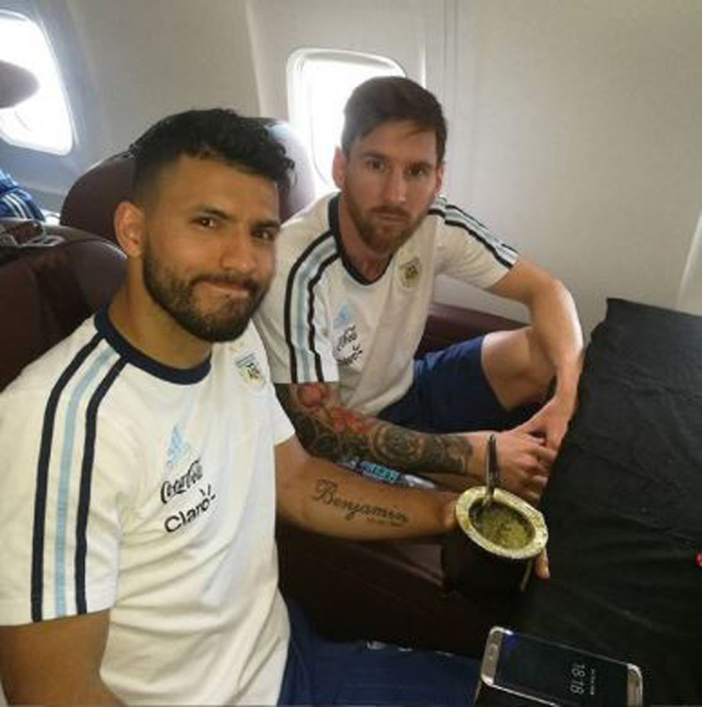 Agüero e Messi podem reviver parceria da seleção argentina no Barcelona — Foto: Reprodução / Instagram