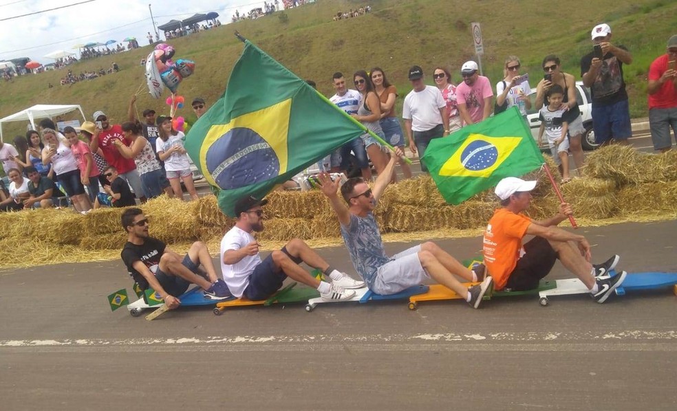 Competição de velocidade tem prêmios em dinheiro — Foto: Léia Salvatti
