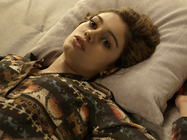 Alice diz que o amado deve continuar lutando pelo amor do filho (Foto: TV Globo) Alice diz que o amado deve continuar lutando pelo amor do filho (Foto: TV Globo)