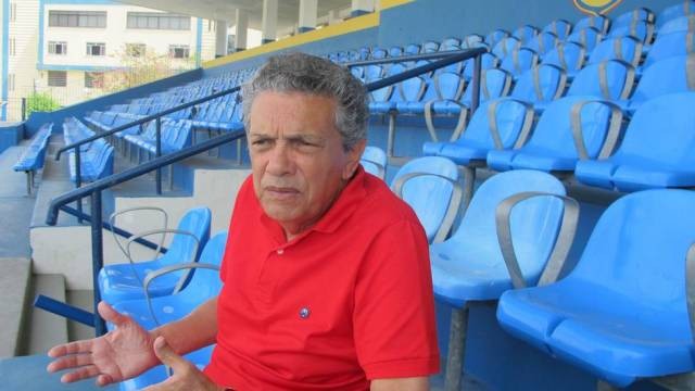 Técnico campeão brasileiro em 1989, Nelsinho Rosa se recupera de AVC