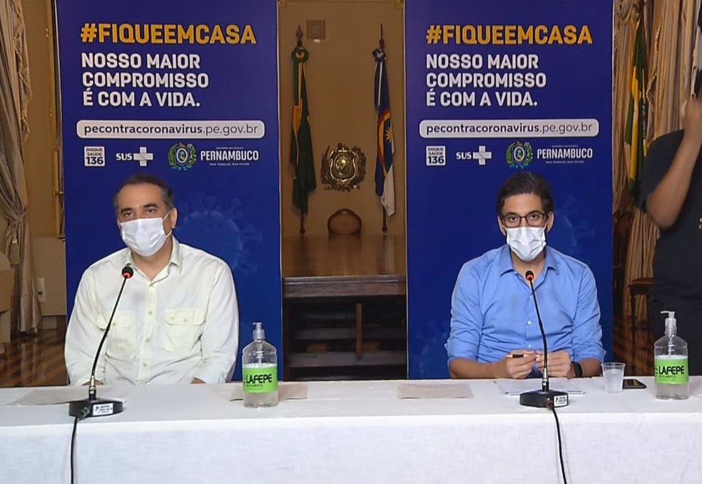 Em coletiva de imprensa, secretários falaram sobre retomada econômica em Pernambuco — Foto: Reprodução/Governo de Pernambuco