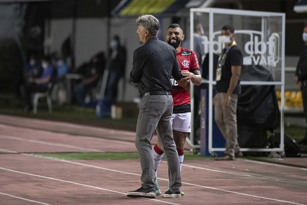 Prepara o DVD! Ídolo do Flamengo, Gabigol está a 58 gols de marca de Renato Gaúcho na carreira