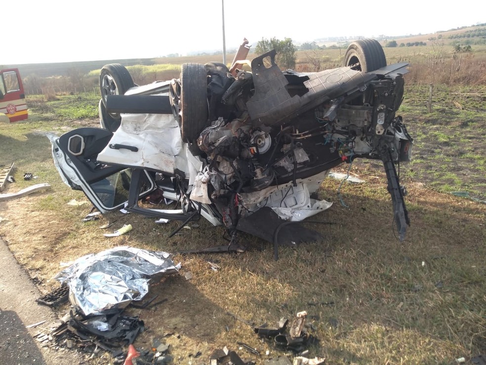 Acidente deixa mortos em Vargem Grande do Sul — Foto: Reprodução/ Gazeta de Vargem Grande